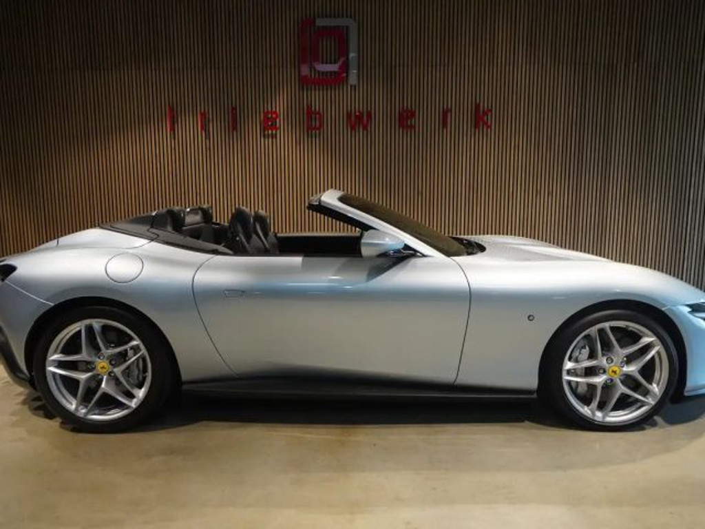 Ferrari Roma 2024 Benzine