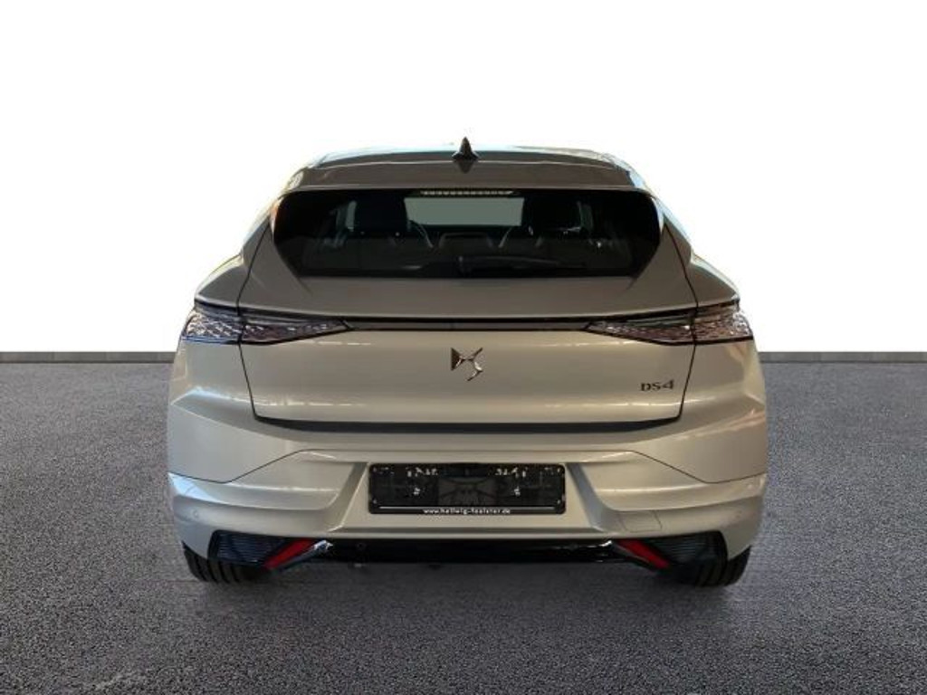 DS DS 4