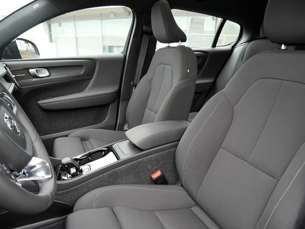 Volvo C40