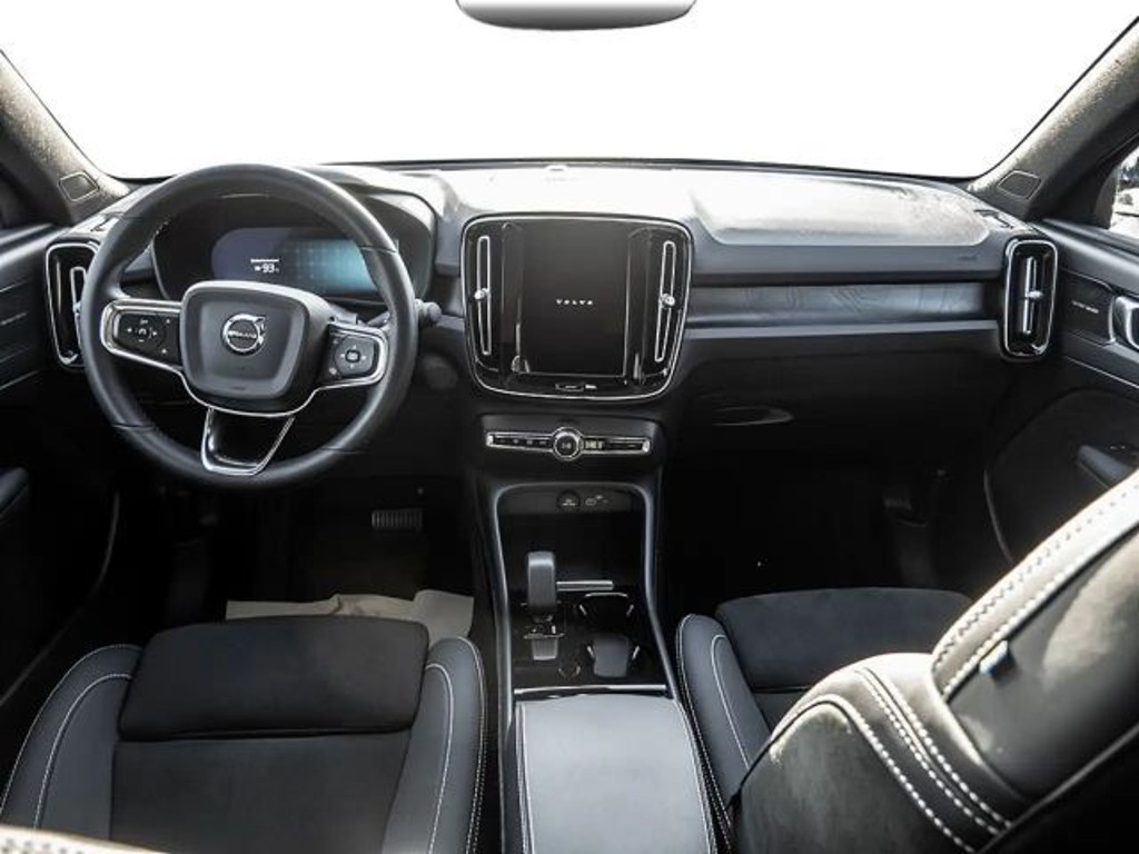 Volvo C40