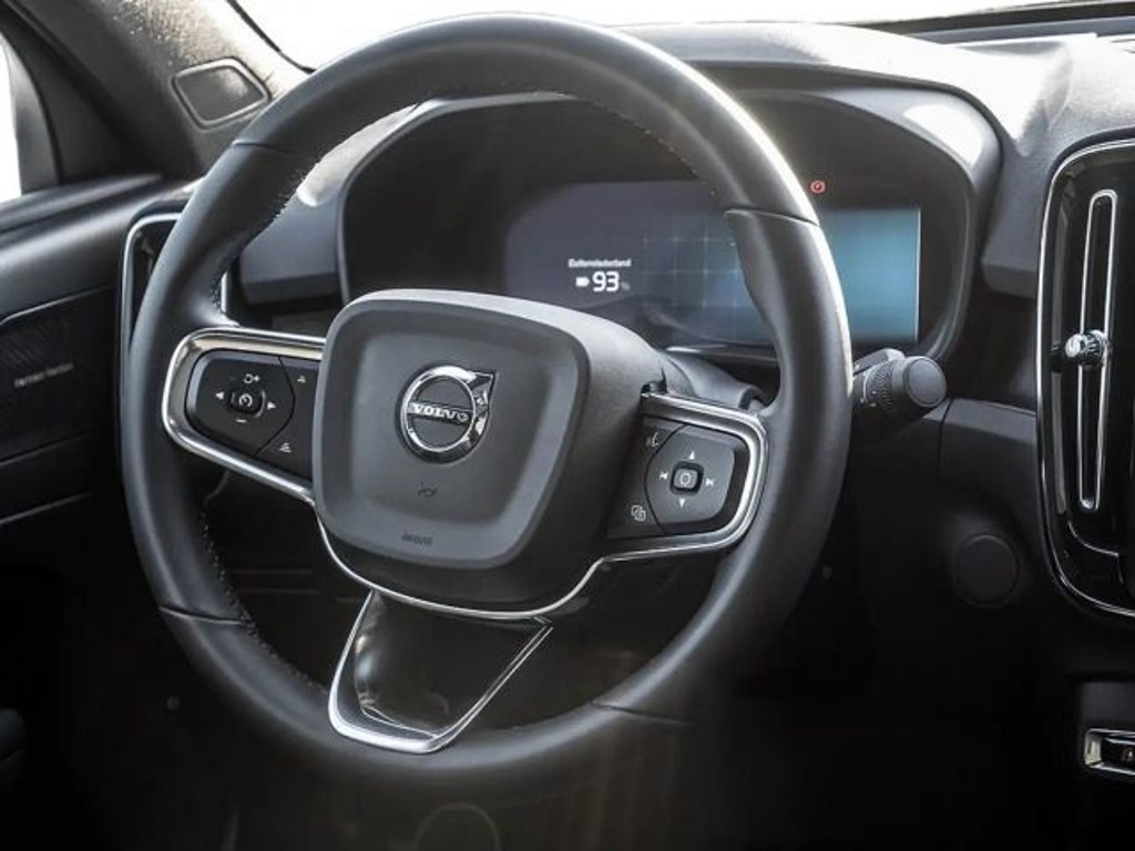 Volvo C40