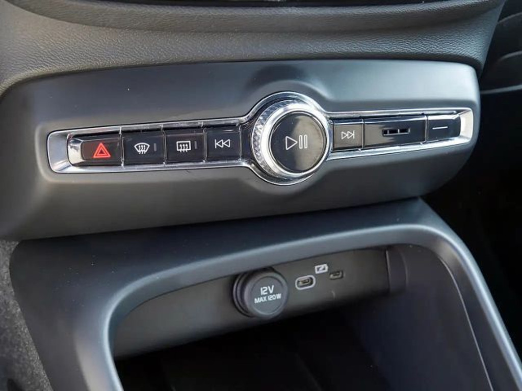 Volvo C40