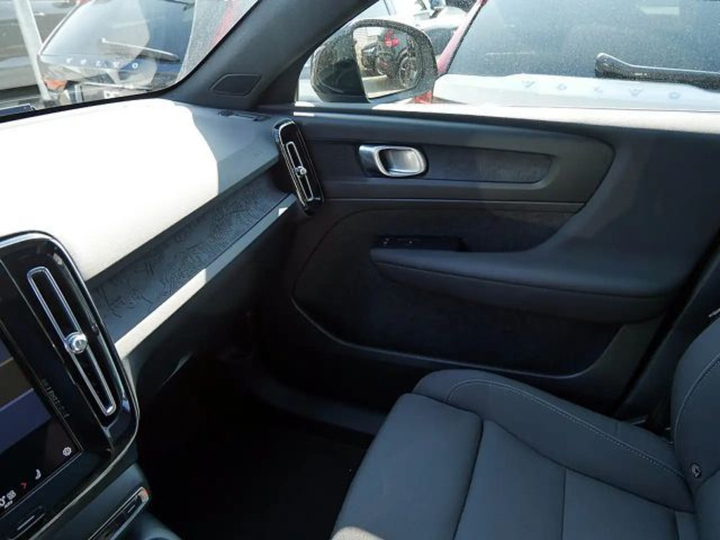 Volvo C40