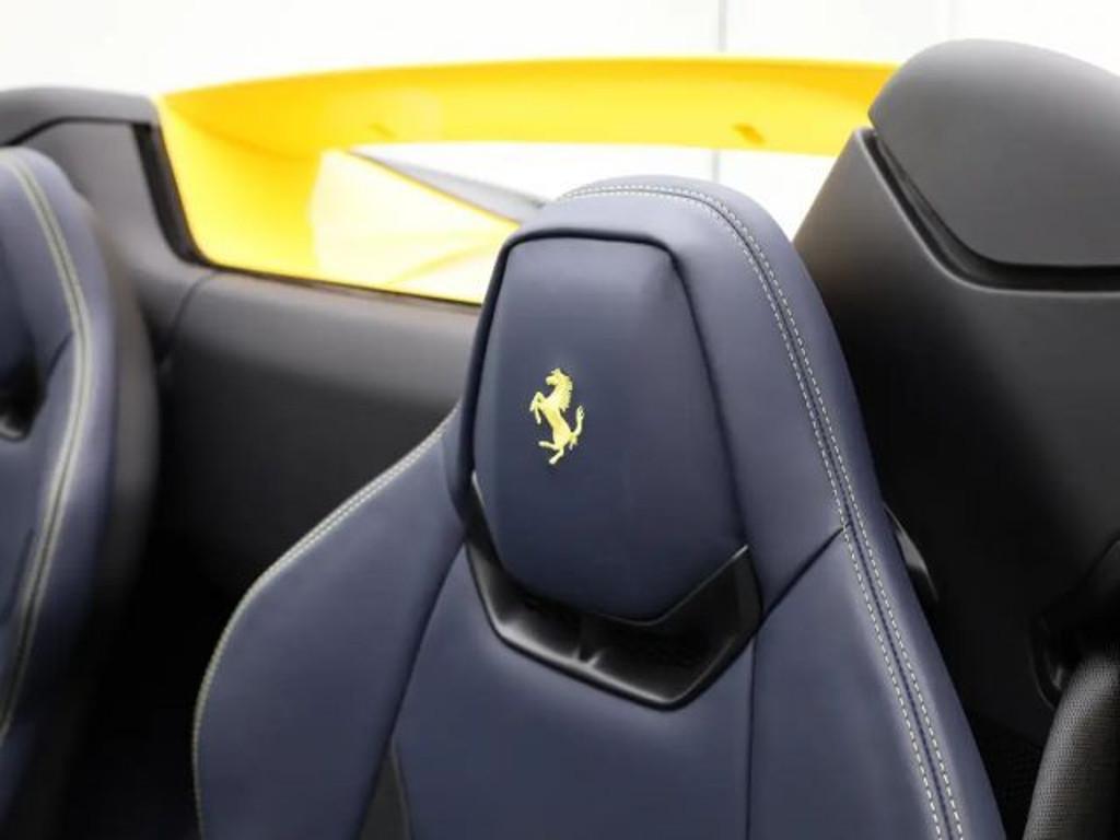 Ferrari 296 GTS