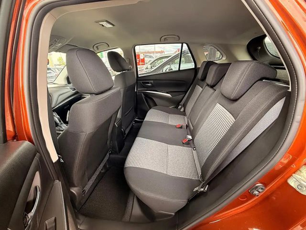 Suzuki S-Cross