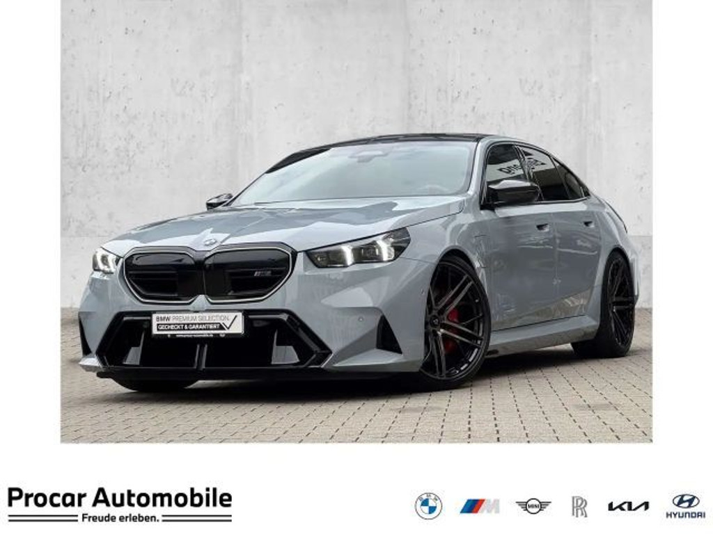 BMW M5
