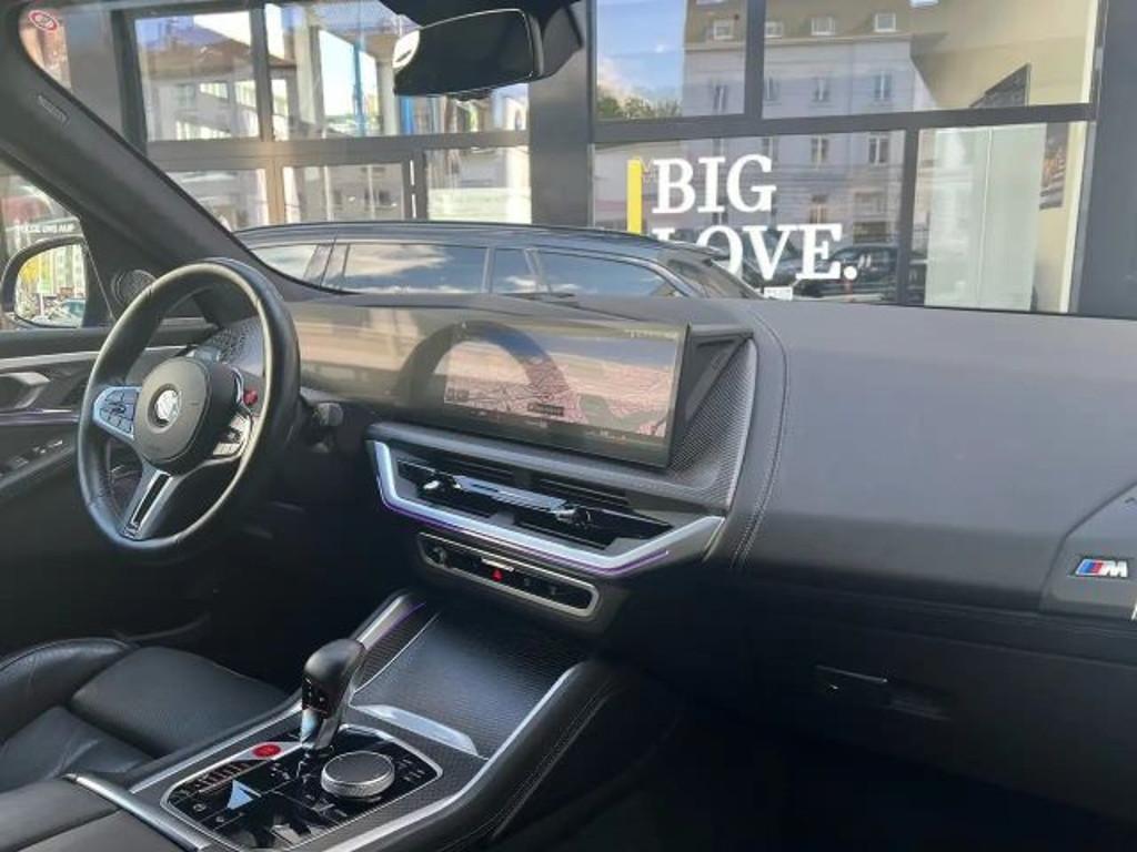 BMW XM
