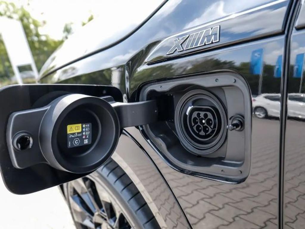 BMW XM