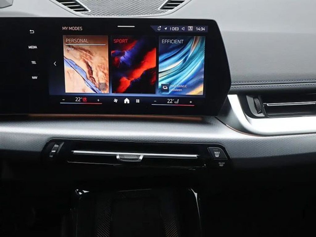 BMW iX1