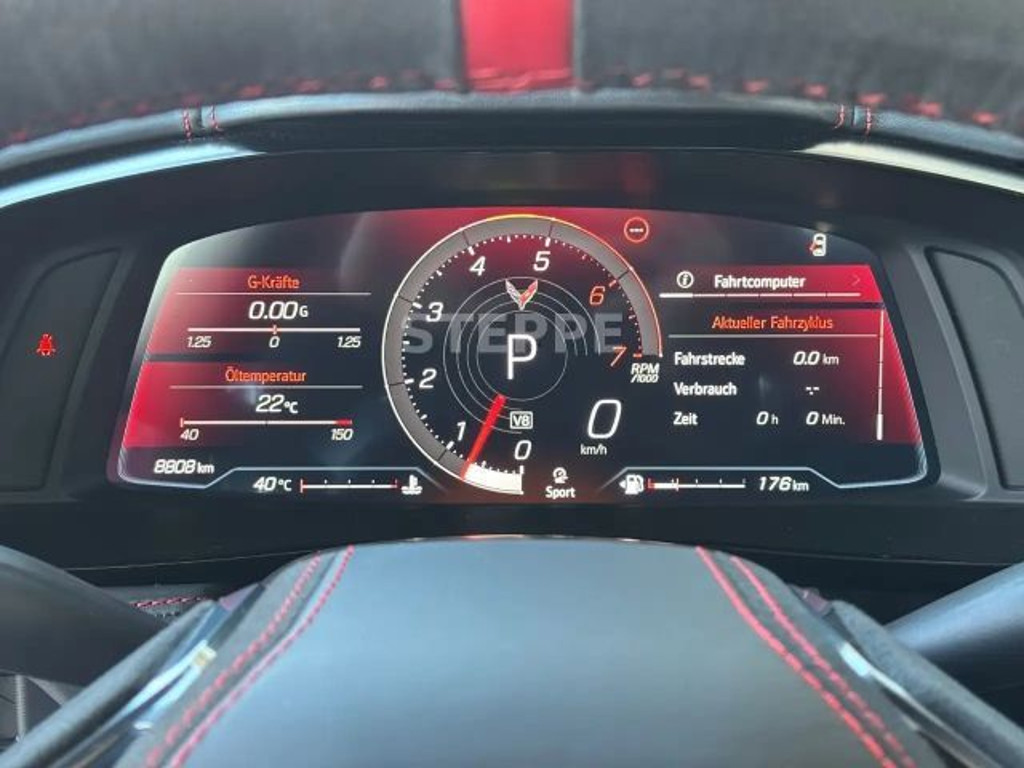 Corvette C8