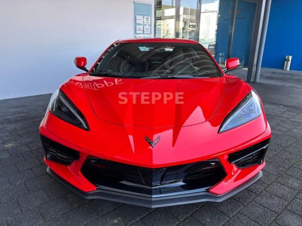 Corvette C8