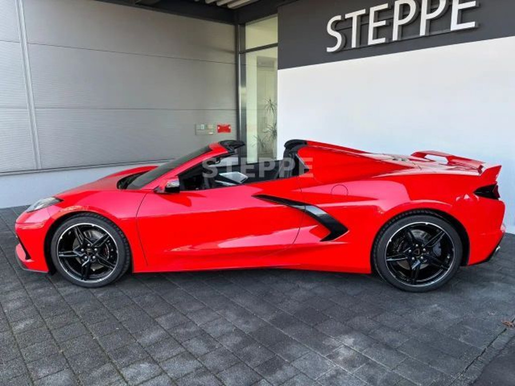 Corvette C8