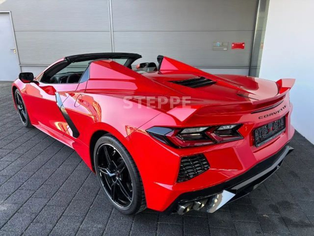 Corvette C8