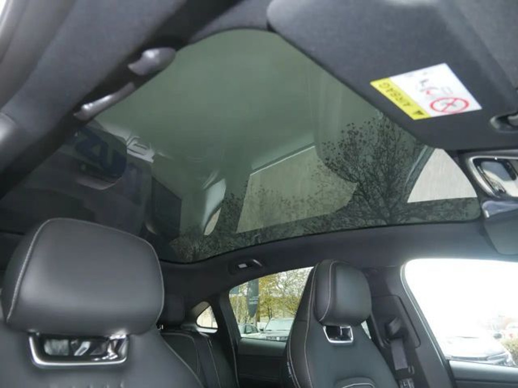 Mazda 6e