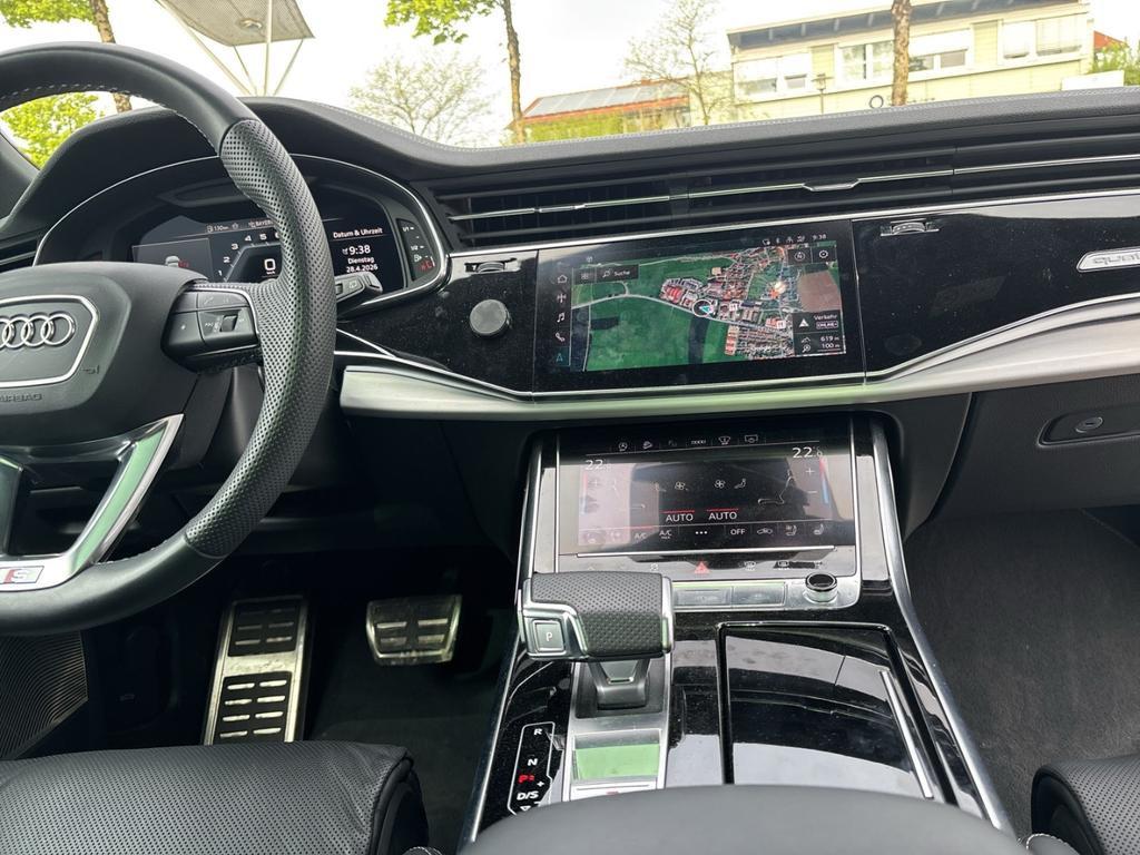 Audi SQ8