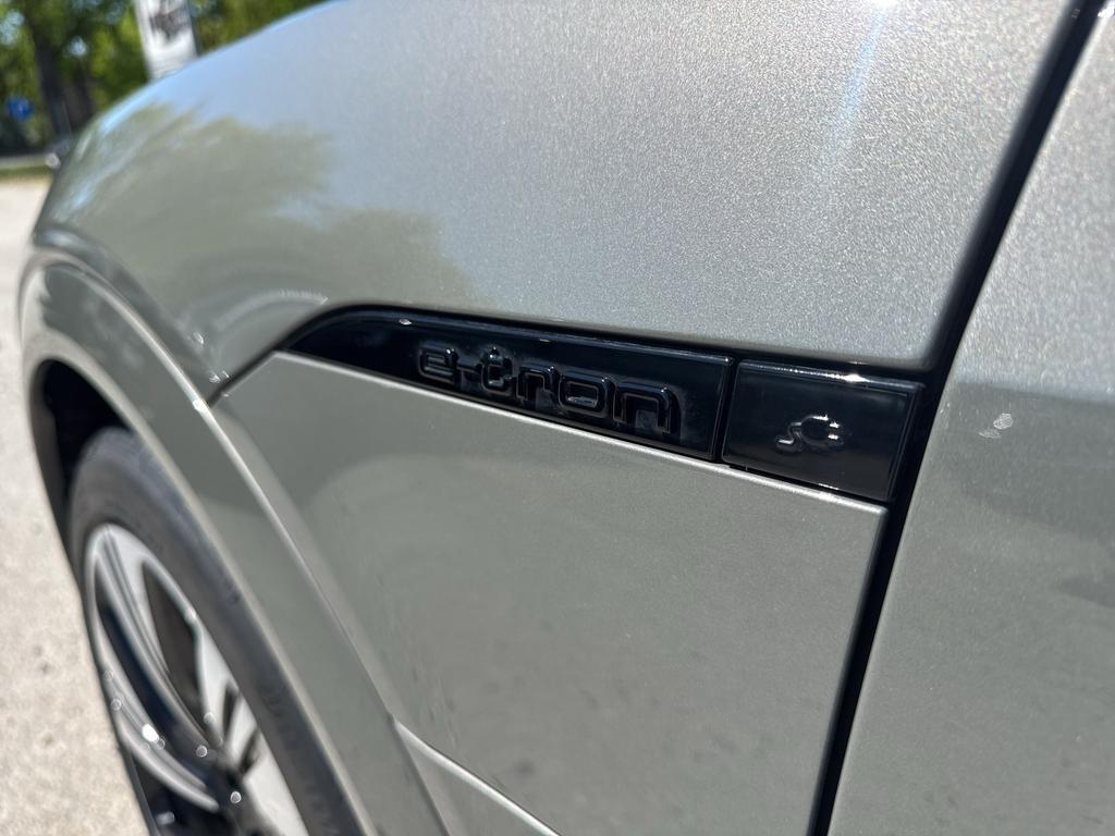 Audi Q8 e-tron