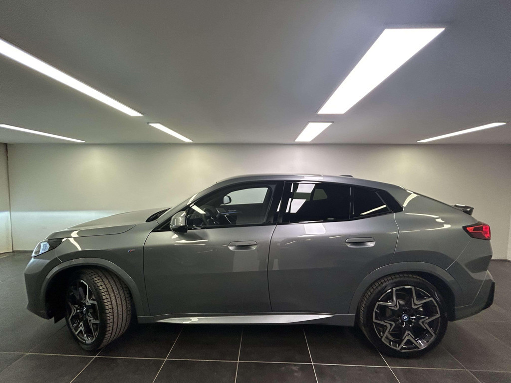 BMW iX2