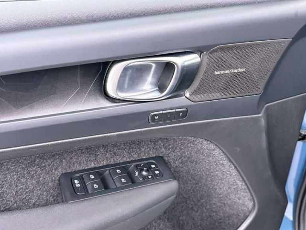 Volvo C40