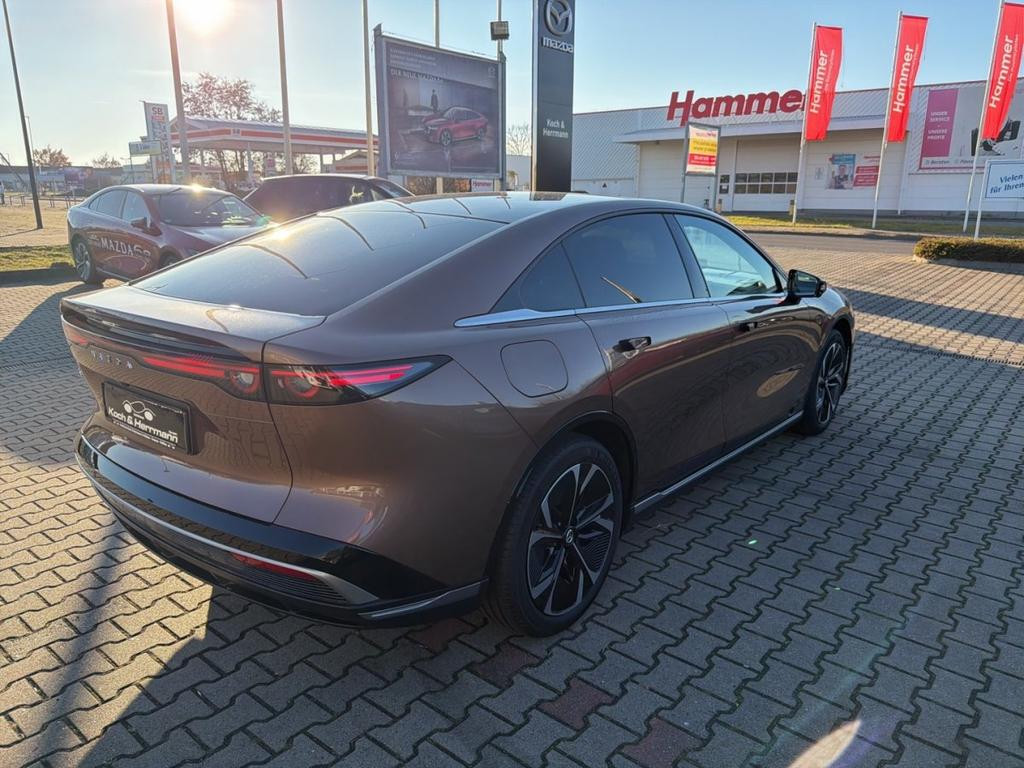 Mazda 6e