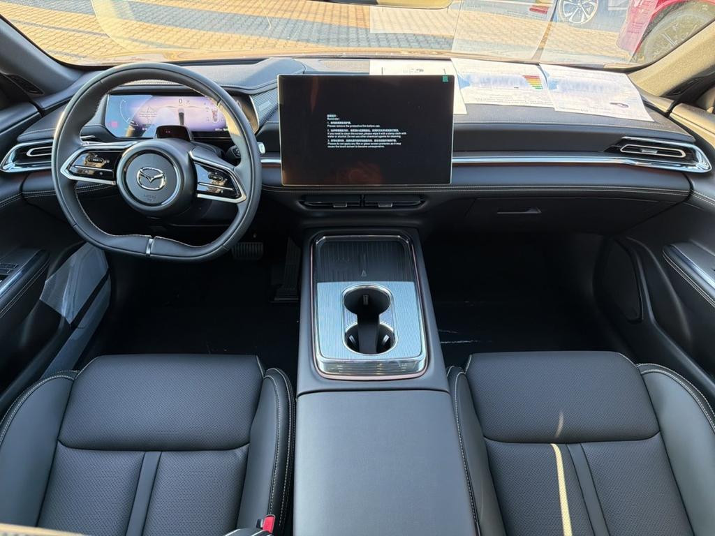 Mazda 6e