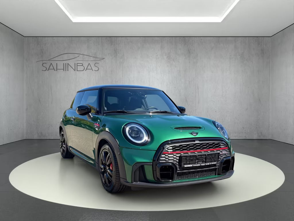 Mini John Cooper Works 2023 Benzine