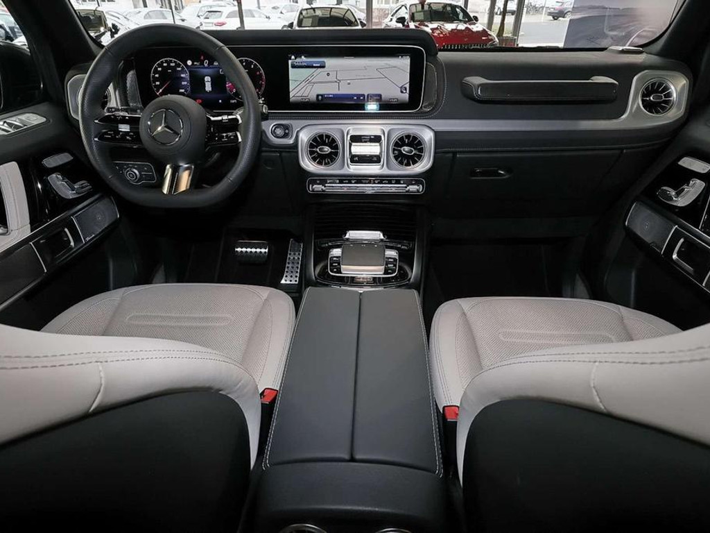 Mercedes-Benz G-Klasse
