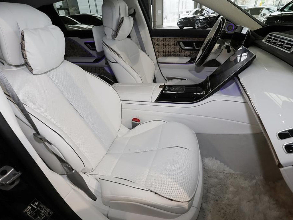 Mercedes-Benz S-Klasse