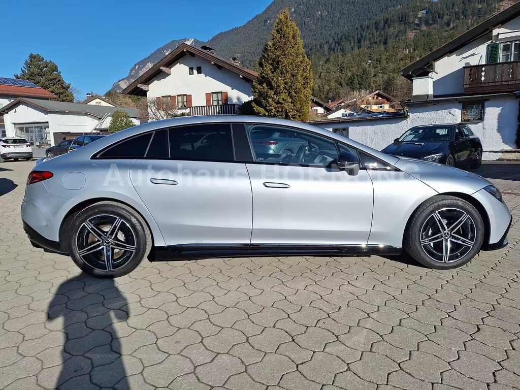 Mercedes-Benz EQE