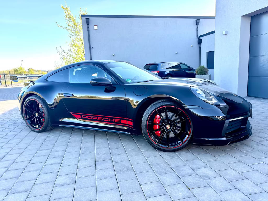 Porsche 911 2021 Benzine