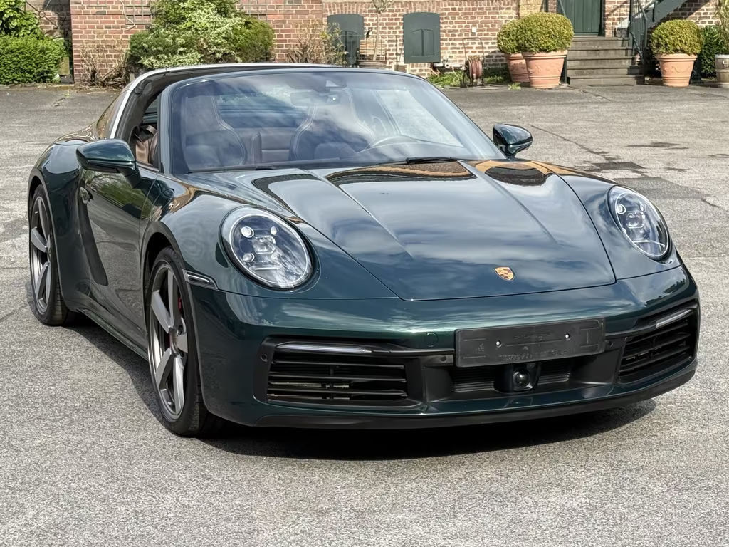 Porsche 911 2023 Benzine