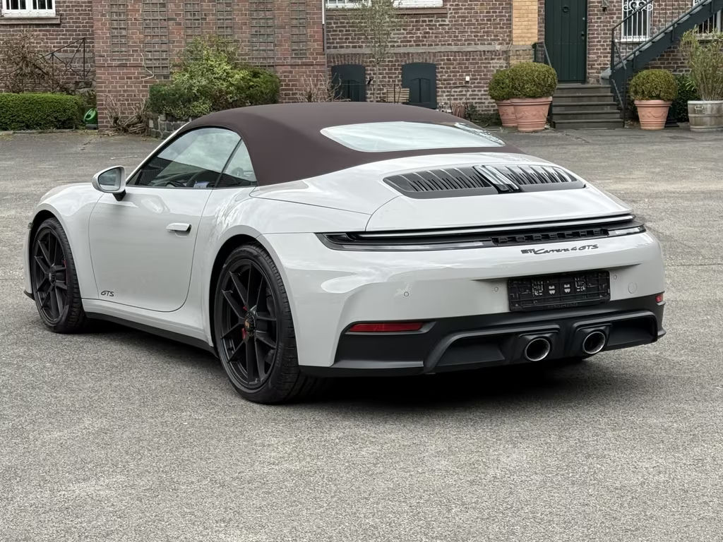 Porsche 911 2025 Benzine