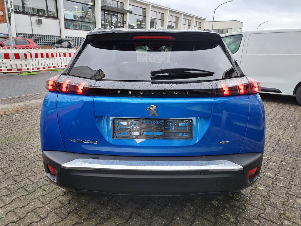 Peugeot e-2008