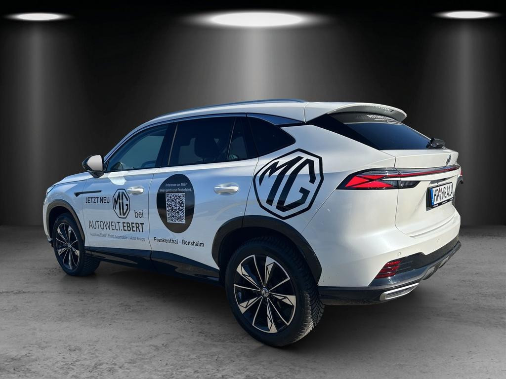 MG HS