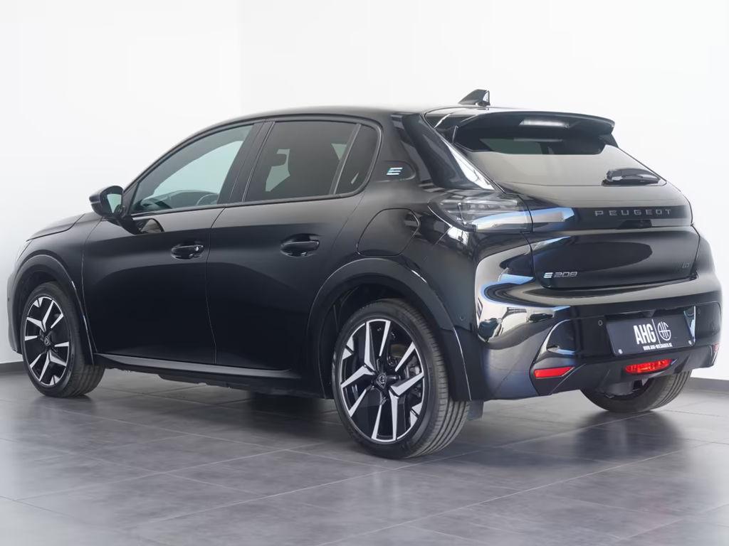 Peugeot e-208