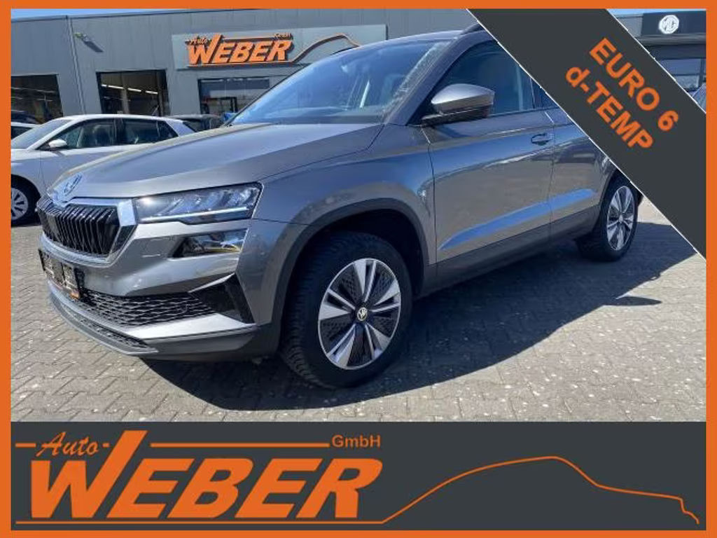 Skoda Karoq 2023 Benzine