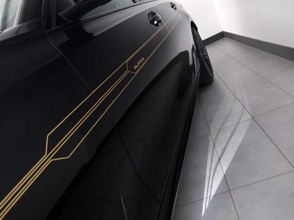 Alpina B3