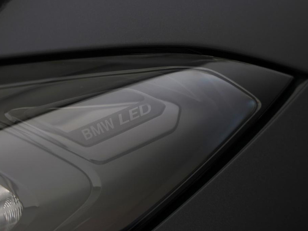 Alpina B3