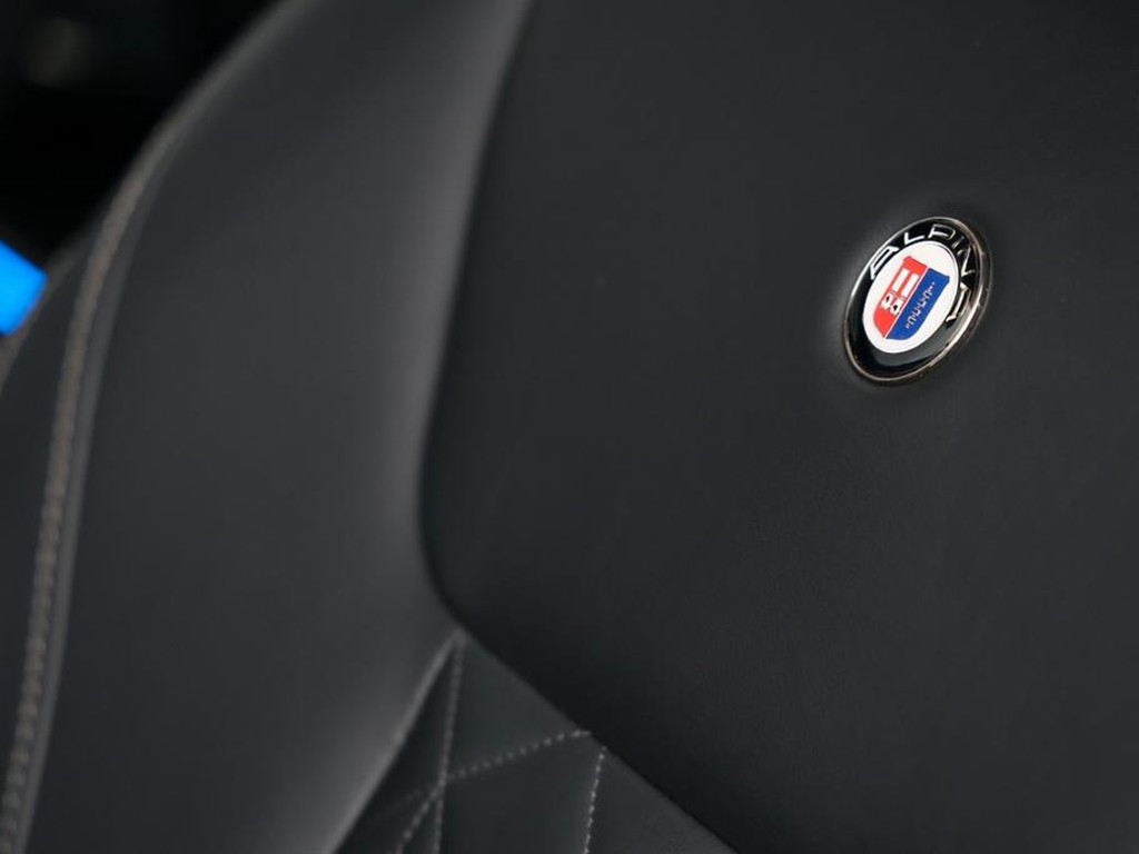 Alpina B3