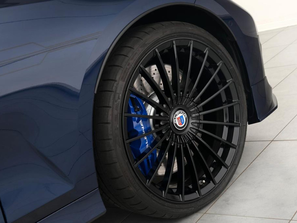 Alpina B3