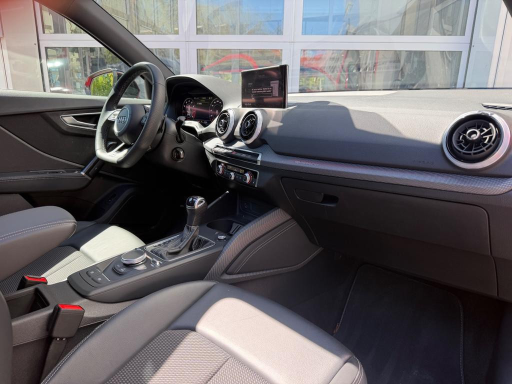 Audi SQ2