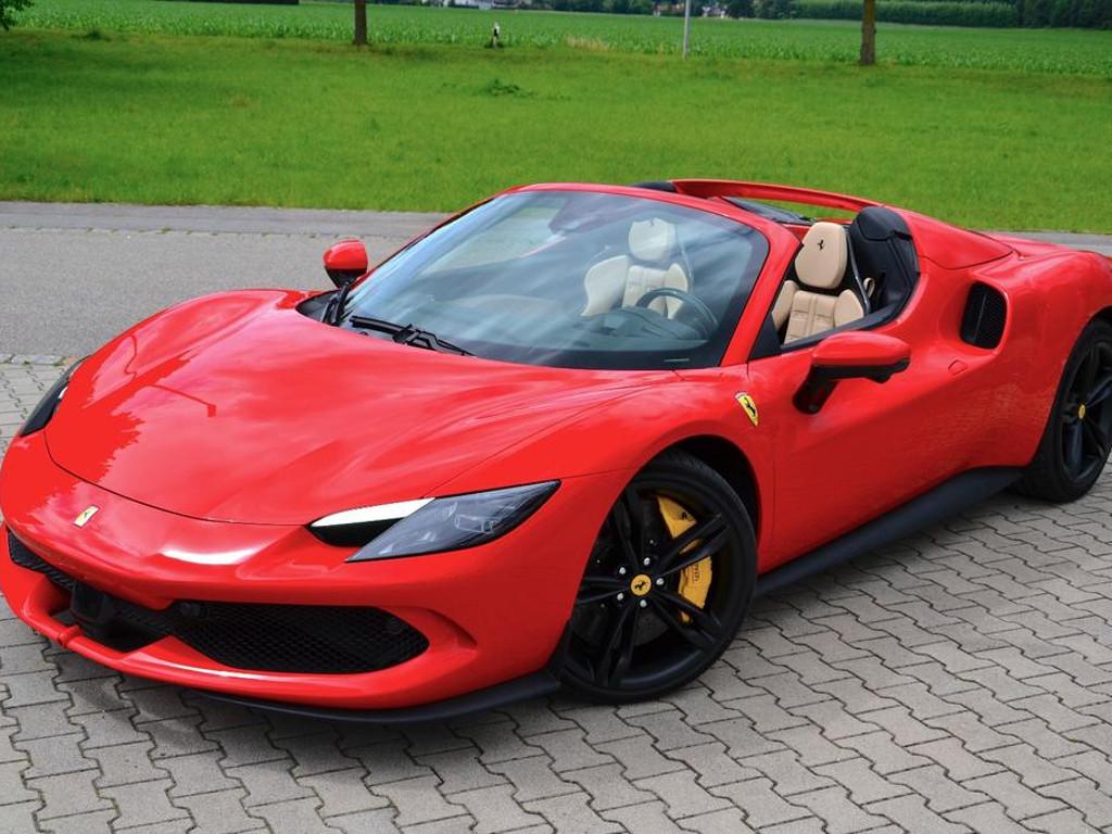 Ferrari 296 GTS 2025 Hybride Benzine