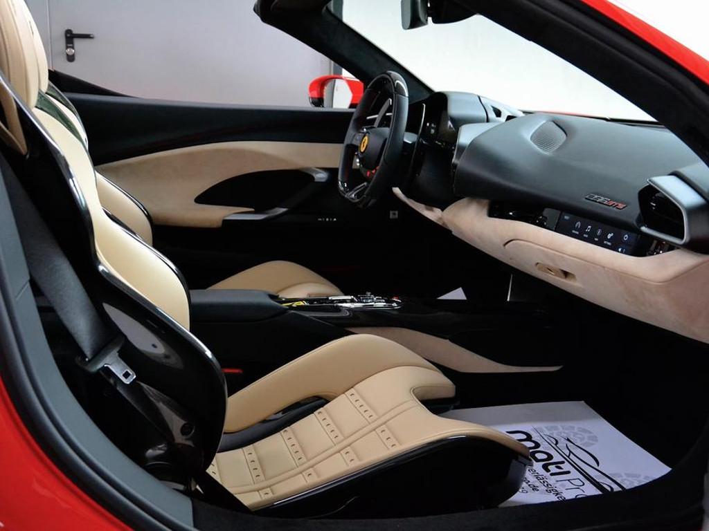 Ferrari 296 GTS