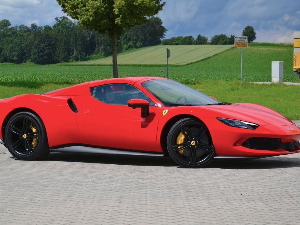 Ferrari 296 GTS
