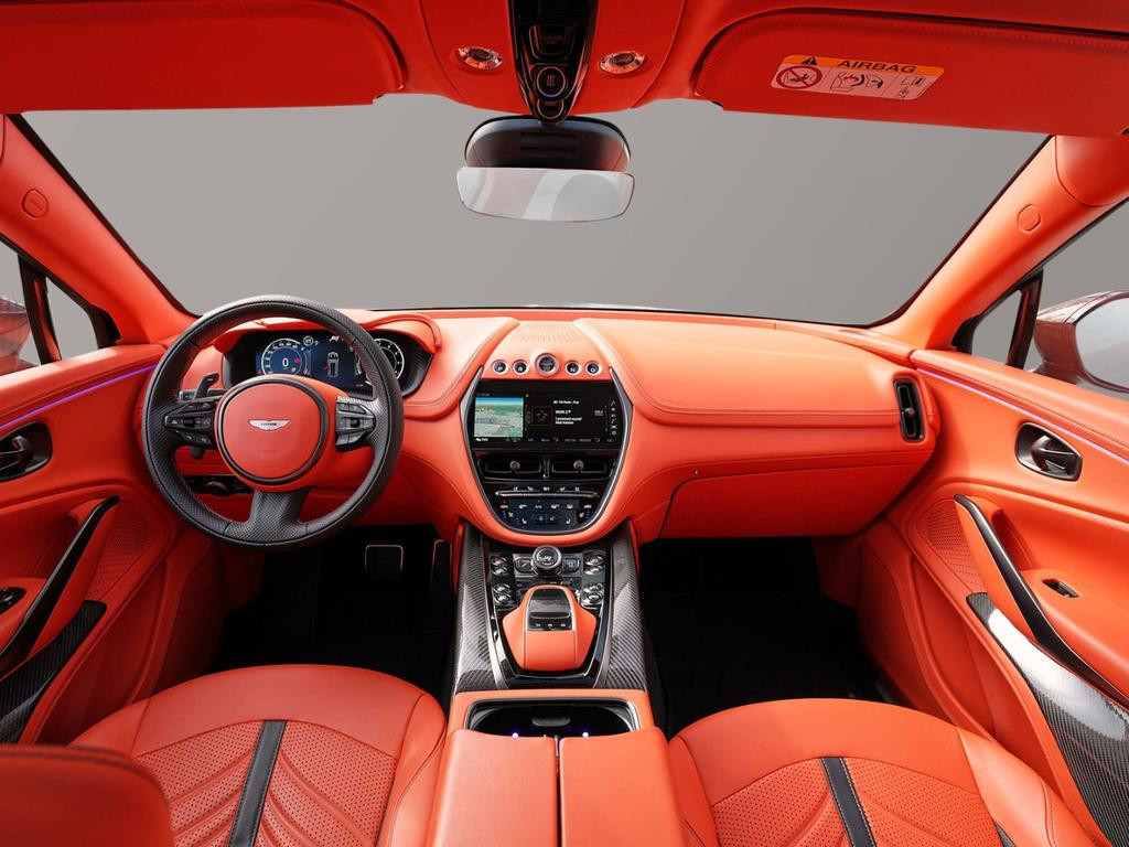 Aston Martin DBX