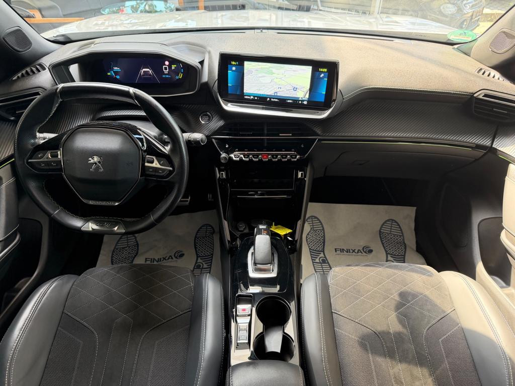 Peugeot e-2008