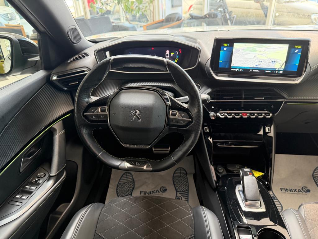 Peugeot e-2008