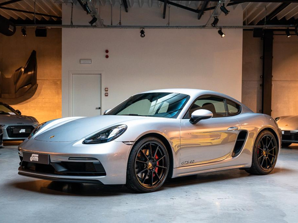 Porsche Cayman 2023 Benzine