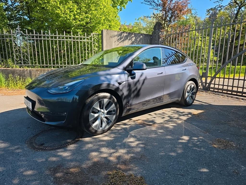 Tesla Model Y 2021 Elektrisch