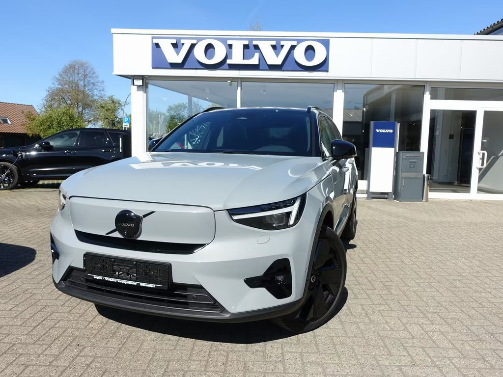 Volvo EX40