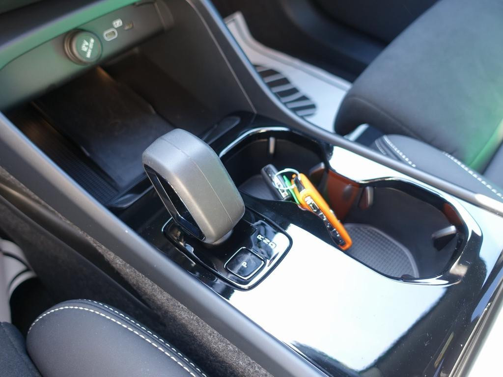 Volvo EX40